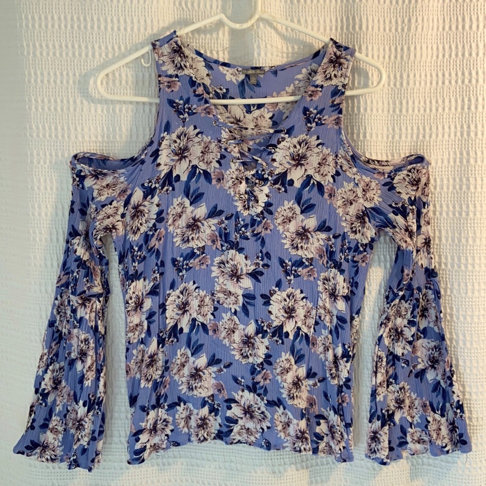 Charlotte Russe Cold Shoulder Bell Sleeve Blouse L